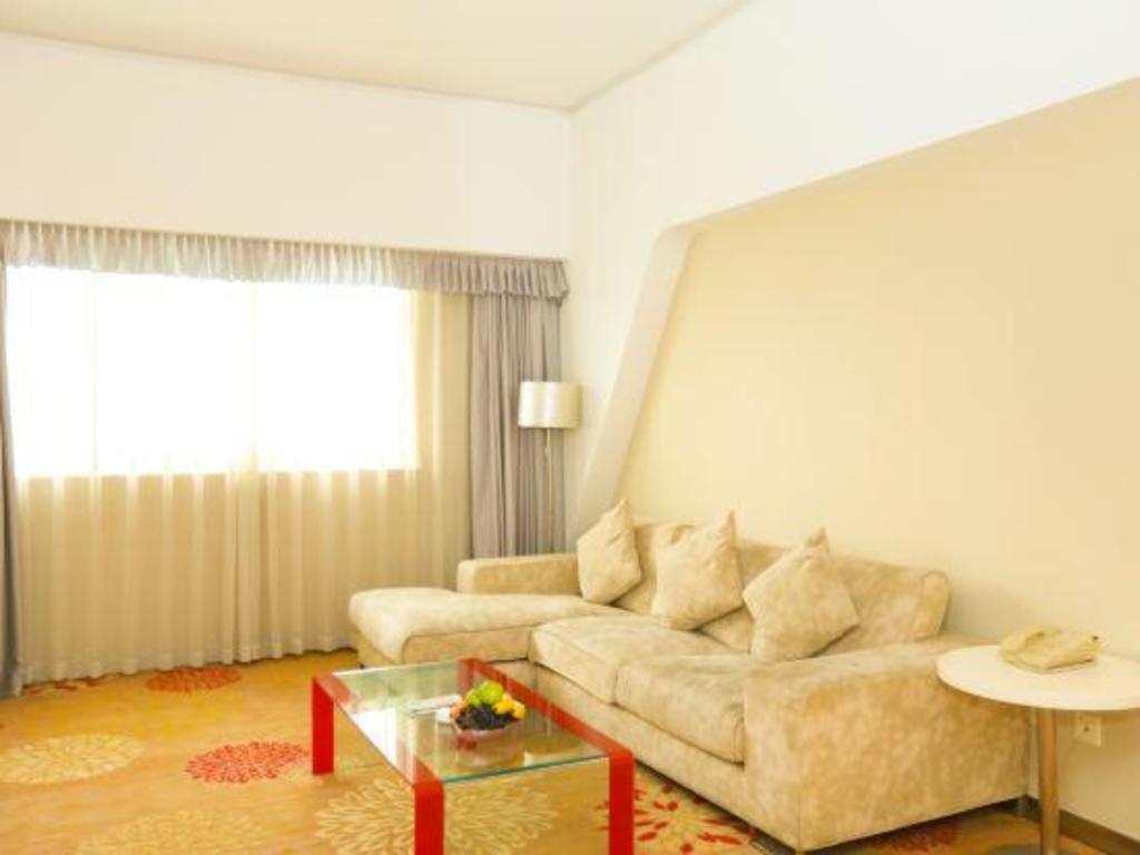 Ramada Plaza By Wyndham Hangzhou Riverside Exterior foto